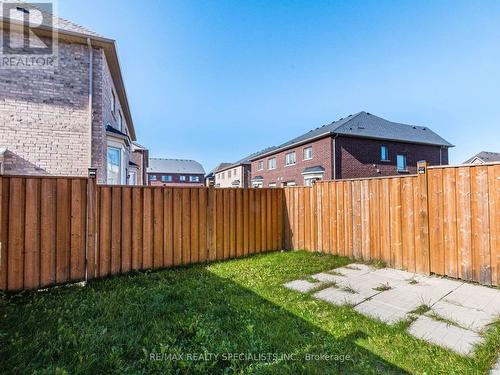 12 Merrybrook Trail, Brampton, ON - Outdoor