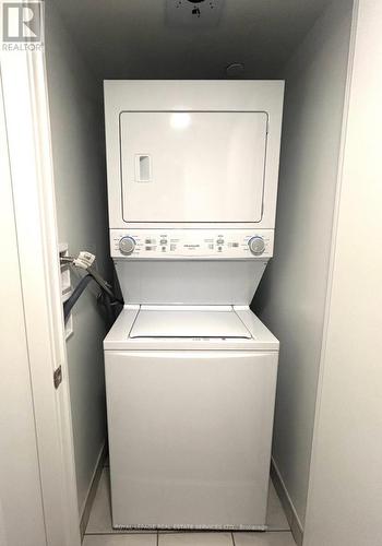 310 - 1435 Celebration Drive, Pickering, ON - Indoor Photo Showing Laundry Room