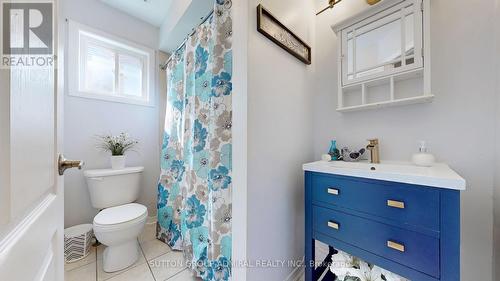 64 Eddington Place, Vaughan, ON - Indoor Photo Showing Bathroom