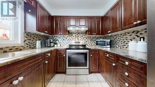 64 Eddington Place, Vaughan, ON - Indoor Photo Showing Kitchen