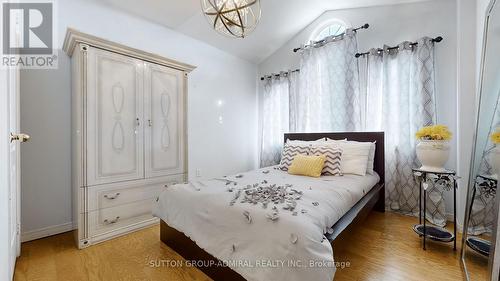 64 Eddington Place, Vaughan, ON - Indoor Photo Showing Bedroom