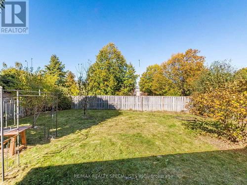 10 Aster Court, Brampton, ON - Outdoor