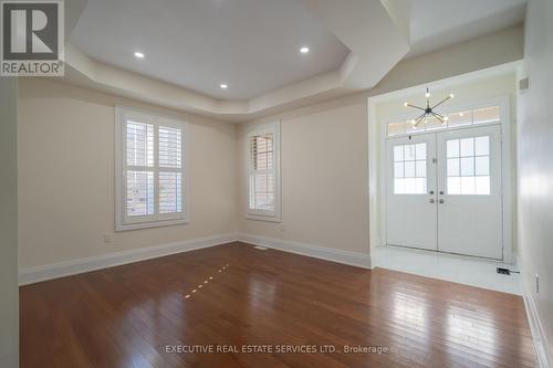 11 Goodsway Trail, Brampton, ON - Indoor Photo Showing Other Room