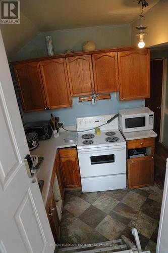 284 Rogers Street, Peterborough (Ashburnham), ON - Indoor Photo Showing Kitchen