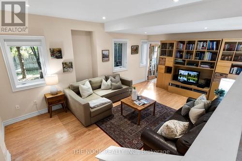 5 Chapman Road, Toronto (Humber Heights), ON - Indoor Photo Showing Living Room