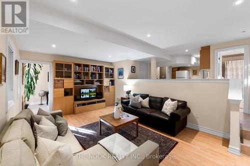 5 Chapman Road, Toronto (Humber Heights), ON - Indoor Photo Showing Living Room