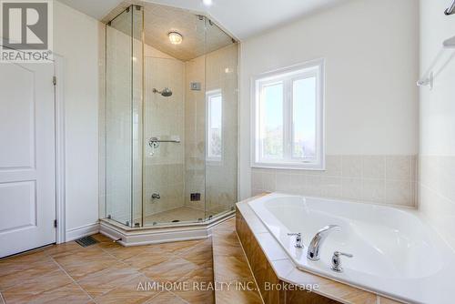 147 Ner Israel Drive, Vaughan, ON - Indoor Photo Showing Bathroom