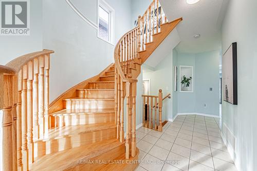 4264 Vivaldi Road E, Burlington, ON - Indoor Photo Showing Other Room