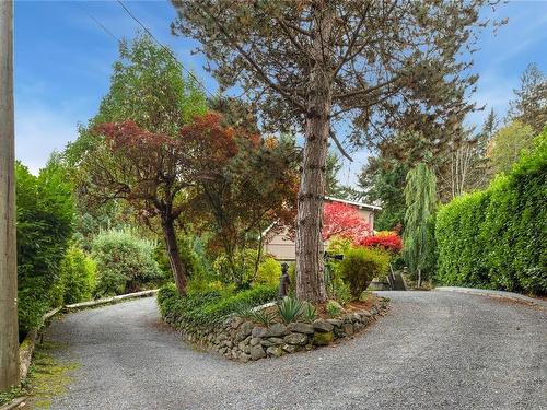 602 Pemberton Rd, Mill Bay, BC 