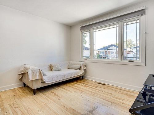 Living room - 1611 Av. Iena, Laval (Chomedey), QC - Indoor