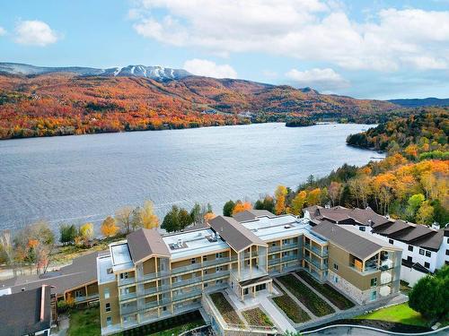 Aerial photo - 403-123 Rue Cuttle, Mont-Tremblant, QC - Outdoor With Body Of Water With View