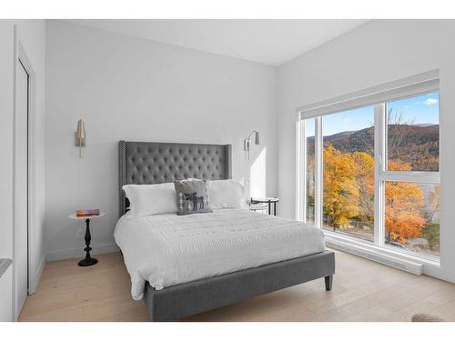 Bedroom - 403-123 Rue Cuttle, Mont-Tremblant, QC - Indoor Photo Showing Bedroom