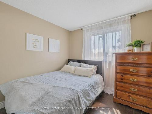 28 Kincaid Crt, Brampton, ON - Indoor Photo Showing Bedroom