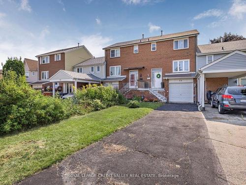 28 Kincaid Crt, Brampton, ON - Outdoor With Facade