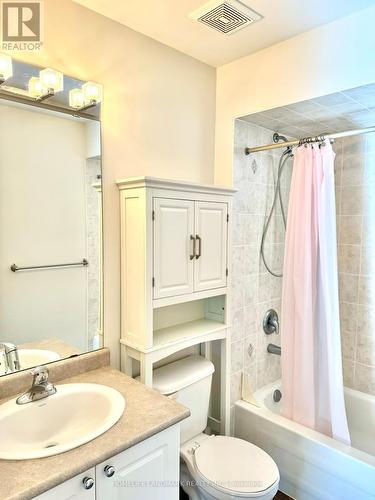 113 Mynden Way, Newmarket, ON - Indoor Photo Showing Bathroom