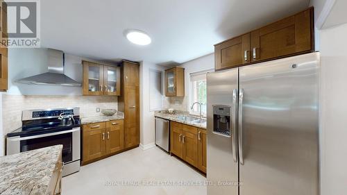 1142 Garden Road, Mississauga, ON - Indoor Photo Showing Kitchen