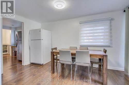 19 Beaucourt Road E, Hamilton, ON - Indoor Photo Showing Dining Room