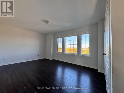 9 Sunset Way, Thorold, ON - Indoor Photo Showing Other Room