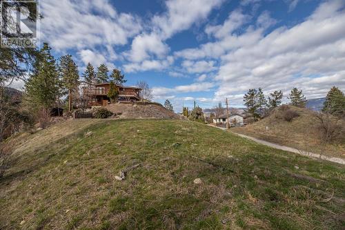 12402 Blagborne Avenue, Summerland, BC 