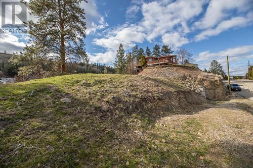 12402 Blagborne Avenue, Summerland, BC 