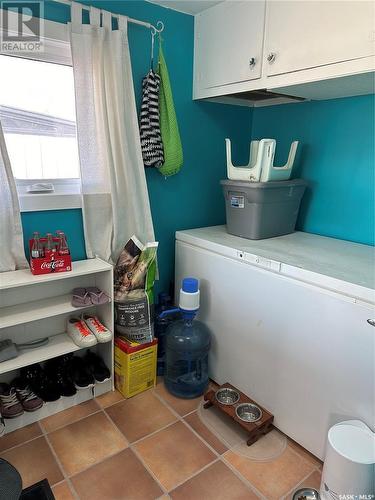 109 2Nd Street S, Cabri, SK - Indoor Photo Showing Laundry Room