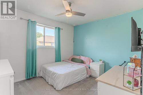 62 Nicole Marie Avenue, Barrie, ON - Indoor Photo Showing Bedroom