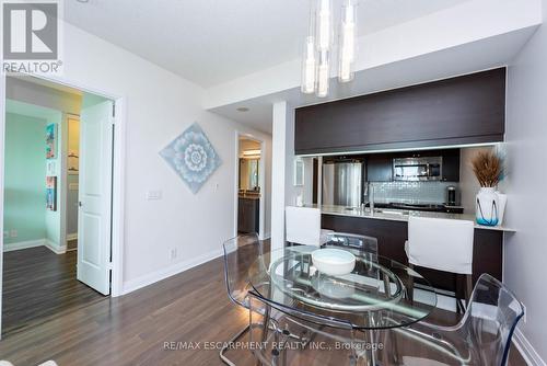 710 - 1055 Southdown Road, Mississauga, ON - Indoor Photo Showing Dining Room