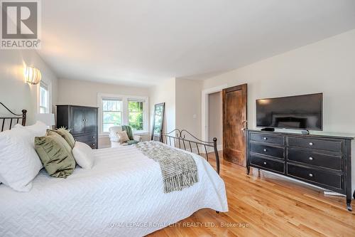 2 Ardmay Crescent, Guelph, ON - Indoor Photo Showing Bedroom