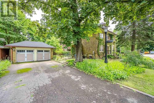 2 Ardmay Crescent, Guelph, ON - Outdoor