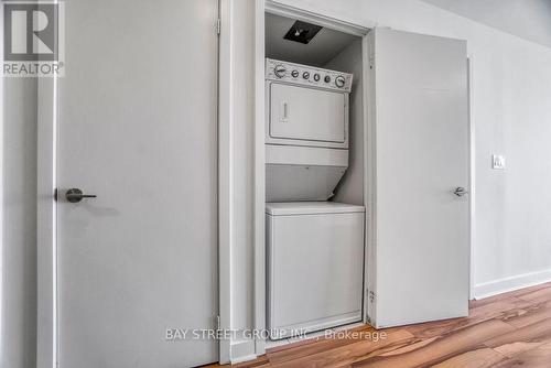 2601 - 3985 Grand Park Drive, Mississauga, ON - Indoor Photo Showing Laundry Room