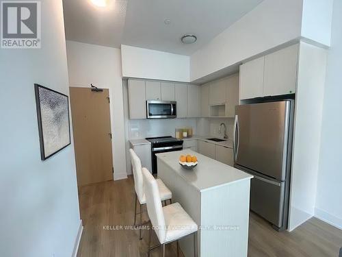 303 - 202 Burnhamthorpe Road E, Mississauga, ON - Indoor Photo Showing Kitchen With Stainless Steel Kitchen