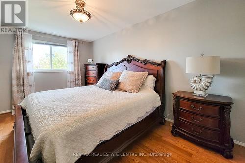 37 Foxtrot Drive, Hamilton, ON - Indoor Photo Showing Bedroom