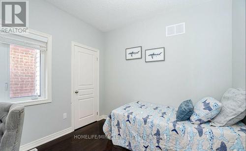 9 Humberstone Crescent, Brampton, ON - Indoor Photo Showing Bedroom