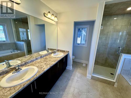 849 Knights Lane, Woodstock, ON - Indoor Photo Showing Bathroom