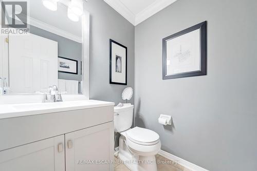 143 Valmont Street, Hamilton, ON - Indoor Photo Showing Bathroom