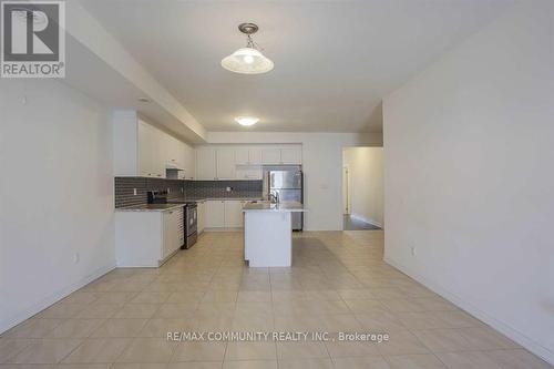 47 Luzon Avenue, Markham, ON - Indoor Photo Showing Kitchen