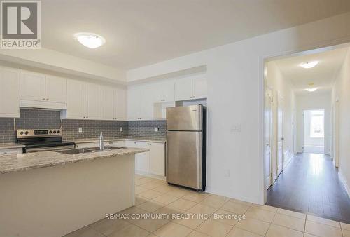 47 Luzon Avenue, Markham, ON - Indoor Photo Showing Kitchen With Double Sink