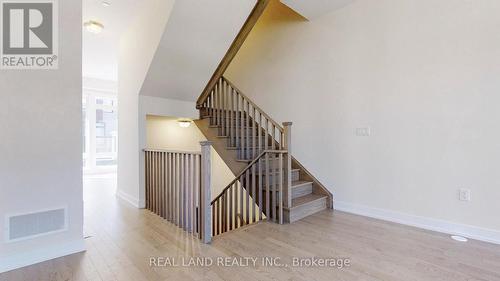 54 Ingersoll Lane, Richmond Hill, ON - Indoor Photo Showing Other Room