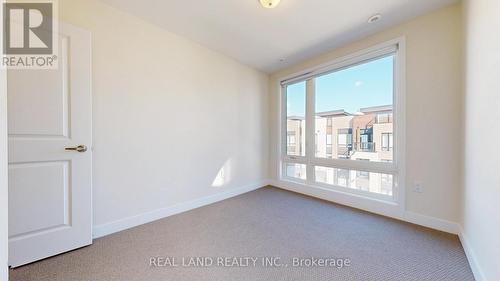 54 Ingersoll Lane, Richmond Hill, ON - Indoor Photo Showing Other Room