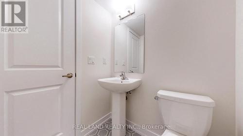 54 Ingersoll Lane, Richmond Hill, ON - Indoor Photo Showing Bathroom