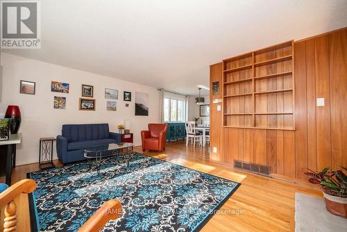 1 Darwin Crescent, Deep River, ON - Indoor Photo Showing Living Room