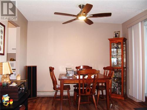 95 Windsor Drive Unit#305, Brockville, ON - Indoor Photo Showing Dining Room