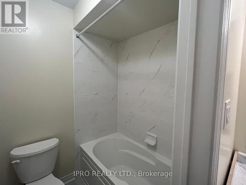 6 Jevons Drive, Ajax, ON - Indoor Photo Showing Bathroom