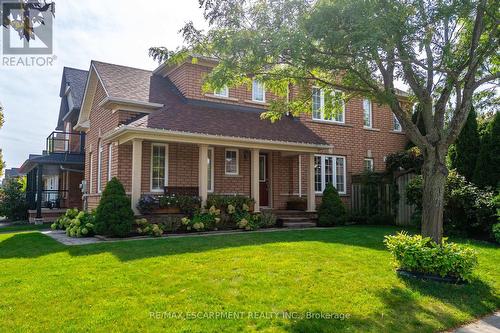 2352 Falling Green Drive, Oakville, ON - Outdoor With Facade