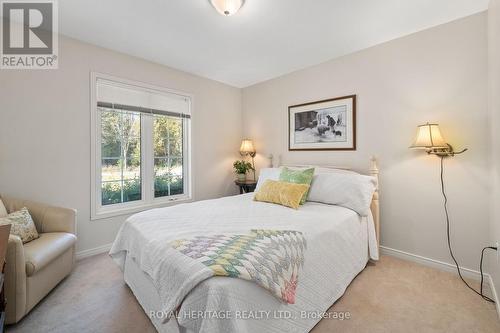 26 Back Bay Road, Galway-Cavendish And Harvey, ON - Indoor Photo Showing Bedroom