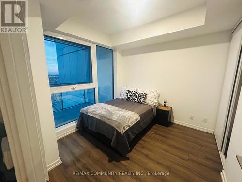 3501 - 7890 Jane Street, Vaughan, ON - Indoor Photo Showing Bedroom