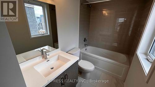 Th35 - 21 Honeycrisp Crescent, Vaughan, ON - Indoor Photo Showing Bathroom