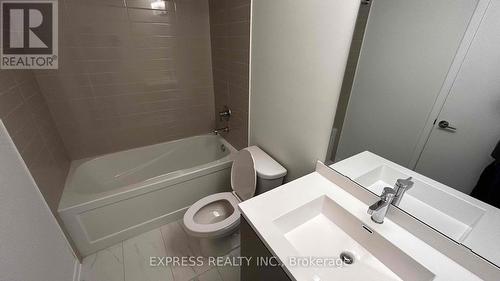 Th35 - 21 Honeycrisp Crescent, Vaughan, ON - Indoor Photo Showing Bathroom