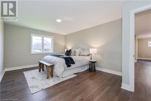 135 Ronnies Way, Mount Forest, ON - Indoor Photo Showing Bedroom