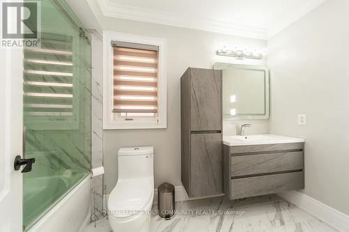 58 Tulle Avenue, Vaughan, ON - Indoor Photo Showing Bathroom